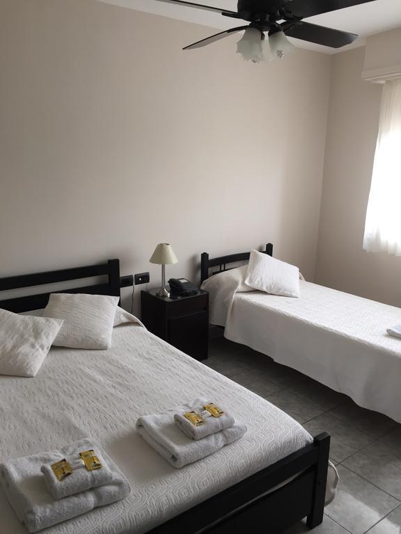 Hotel Euzko Alkartasuna Macachin  ภายนอก รูปภาพ