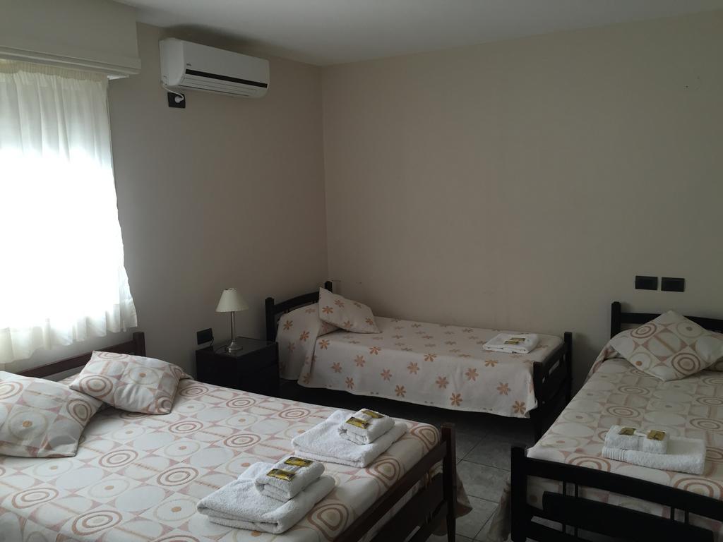 Hotel Euzko Alkartasuna Macachin  ภายนอก รูปภาพ