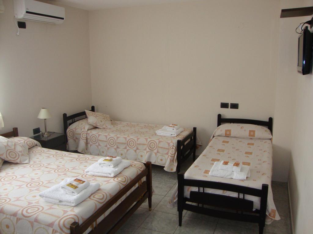 Hotel Euzko Alkartasuna Macachin  ภายนอก รูปภาพ